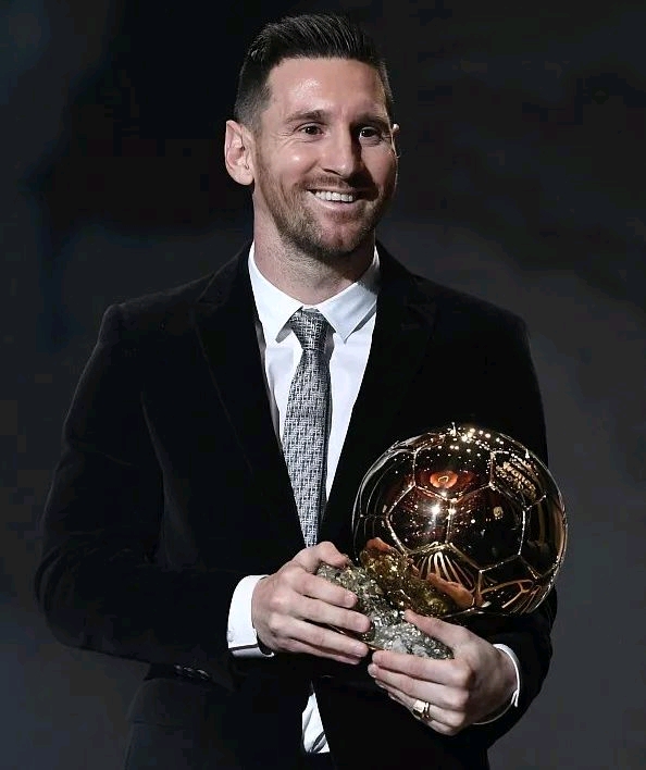 他迅速成为 他迅速成为