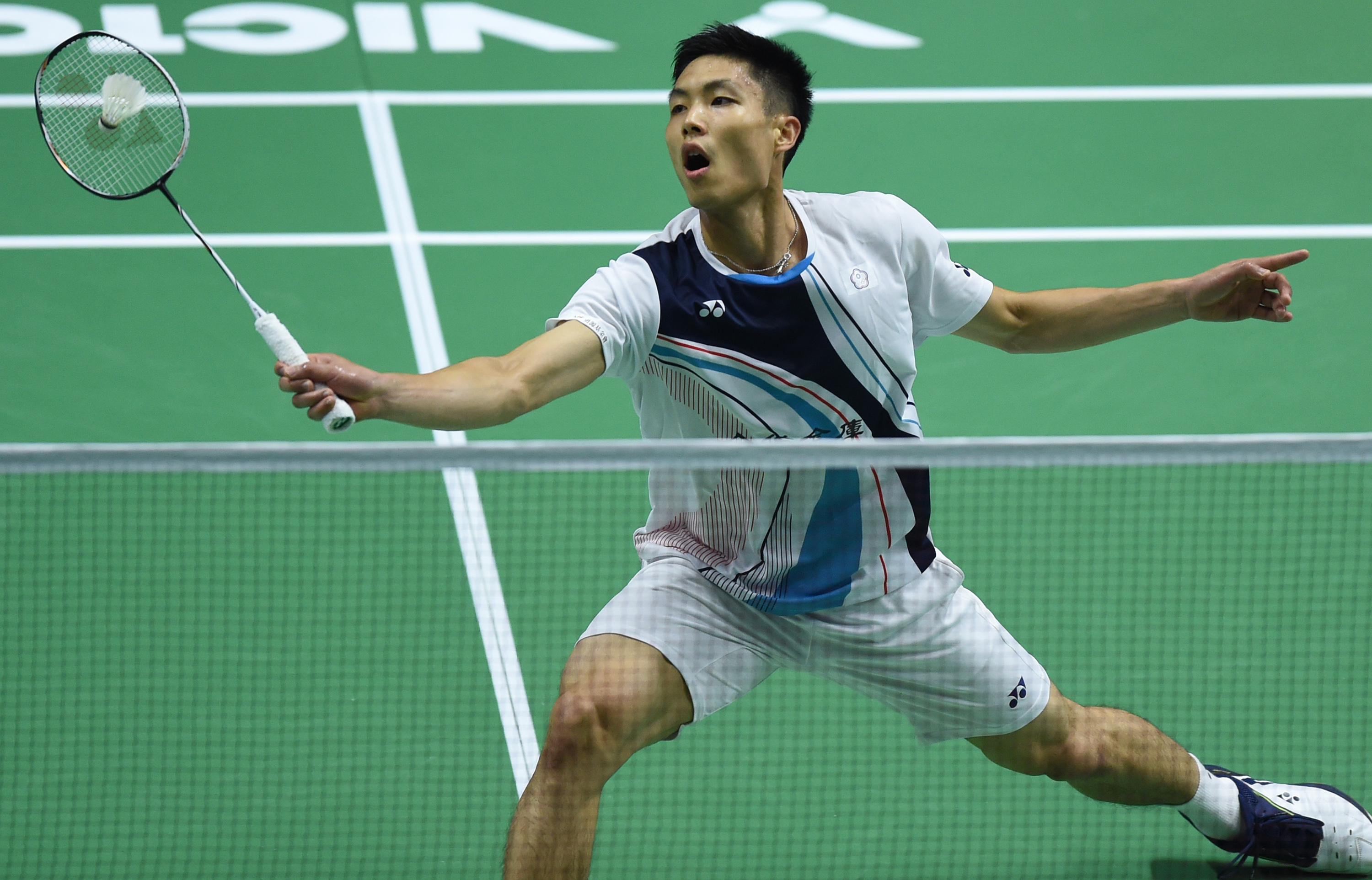 伍再次狭路 伍再次狭路