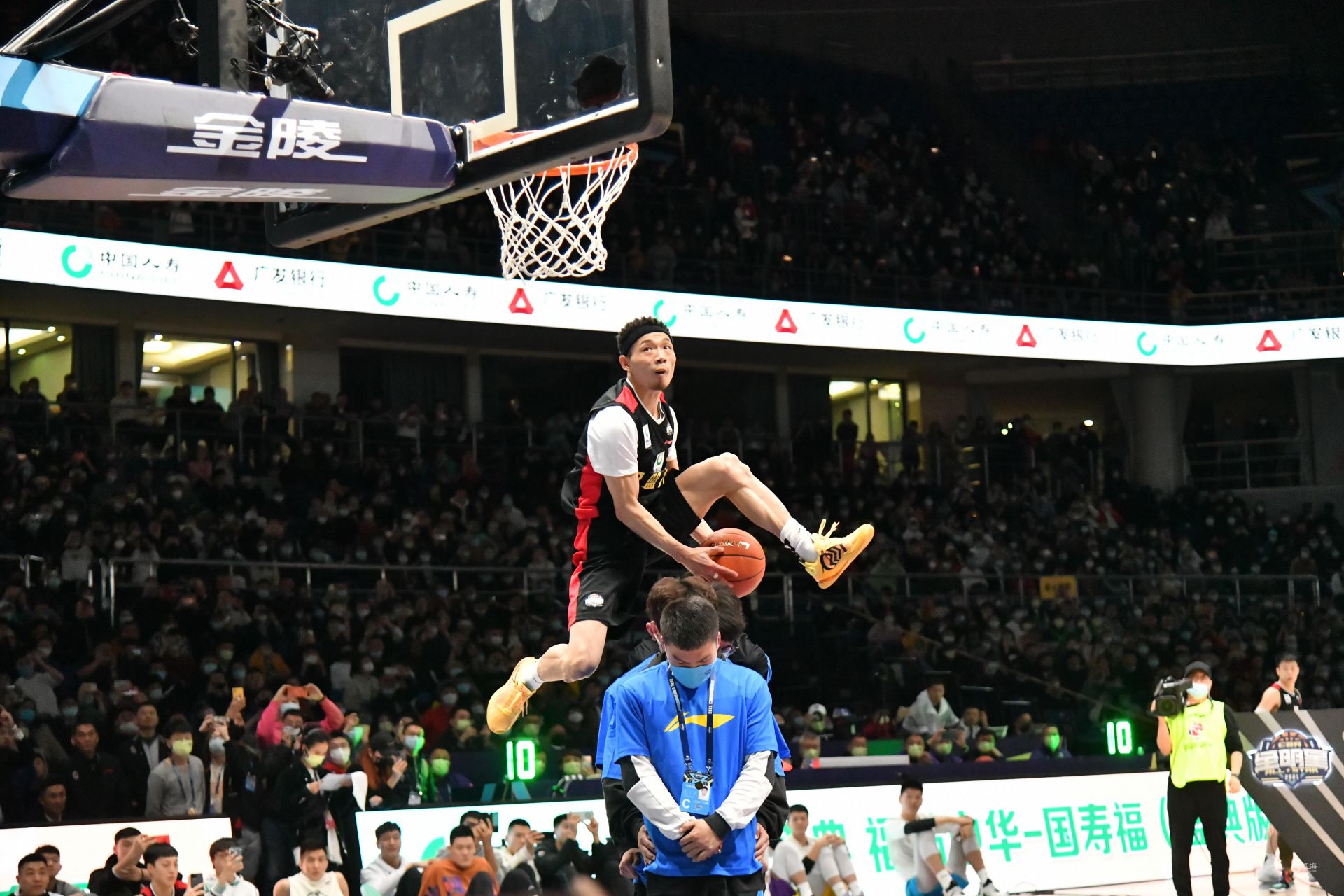 拜仁过去也 拜仁过去也